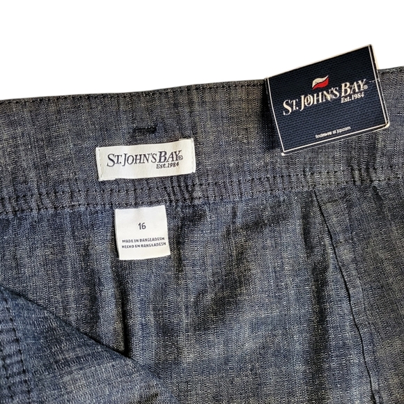 St. John's Bay Women's Skirt - Picture 5 of 8